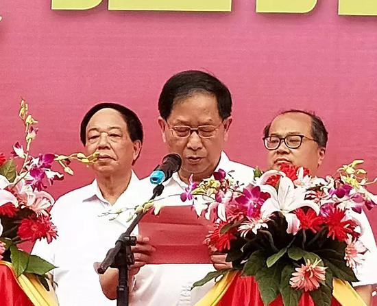 江蘇省自(zì)行車電動(dòng)車協會理(li)事長陸金(jīn)龍先生