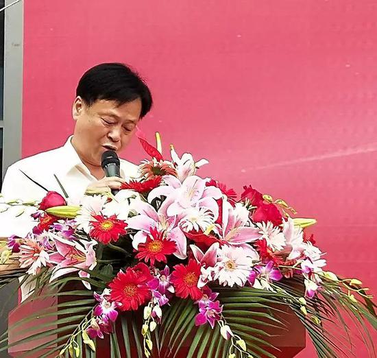 梁正(zhèng)秘書長主(zhu)持開幕式(shì)