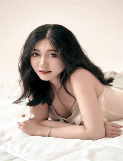 《Leonie》与当代文化：斯坦尼康的稳定运动与流畅感 揭示电影的文化价值与意义